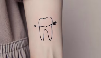 8 Σχέδια τατουάζ Creative Tooth για να παρουσιάσετε το στυλ σας