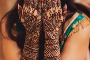 Top 10 εντυπωσιακά σχέδια Eid Mehndi που πρέπει να δοκιμάσετε το 2025
